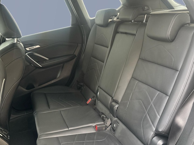 BMW X1 sDrive18d color Verde. Año 2025. 110KW(150CV). Diésel. En concesionario Pruna Motor, S.L de Barcelona