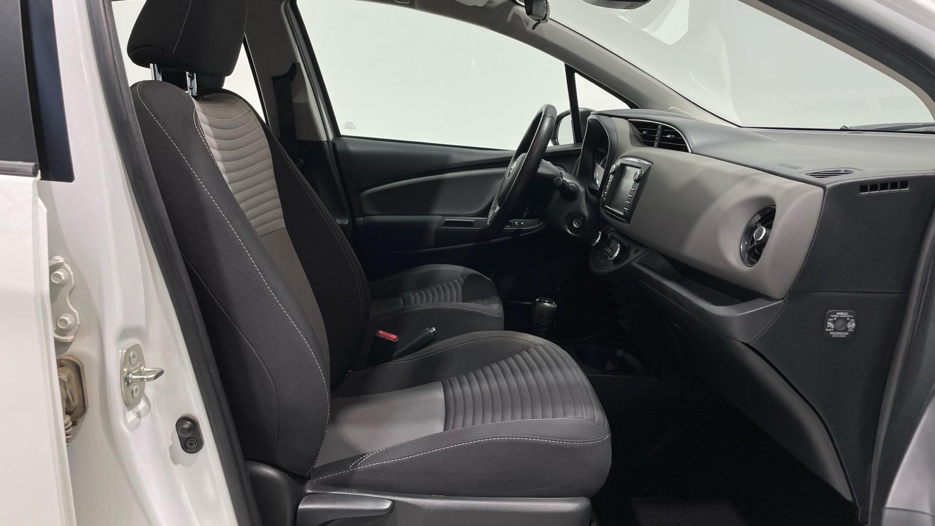 Toyota Yaris 1.5 100H en Barcelona