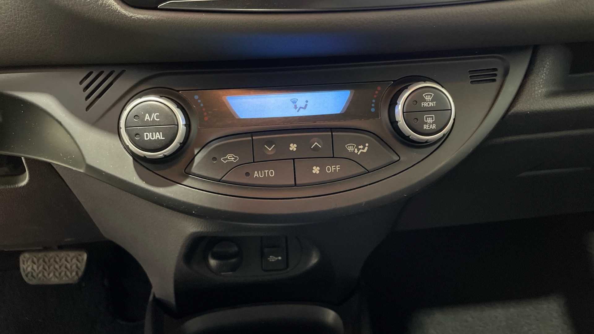 Toyota Yaris 1.5 100H en Barcelona