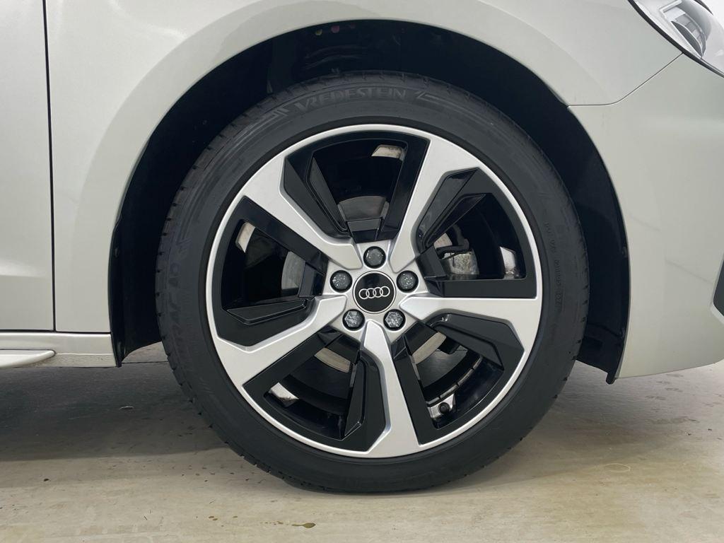 Audi A1 Sportback 30 TFSI en Barcelona