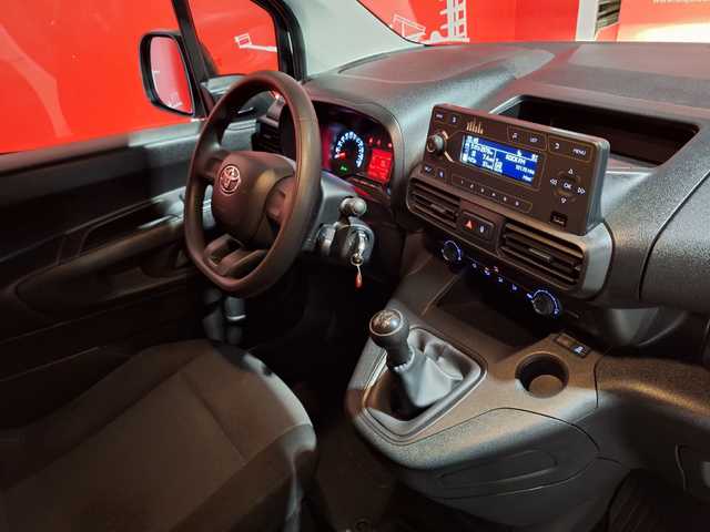 Toyota Proace City 1.5D GX 650kg 75 kW (102 CV)