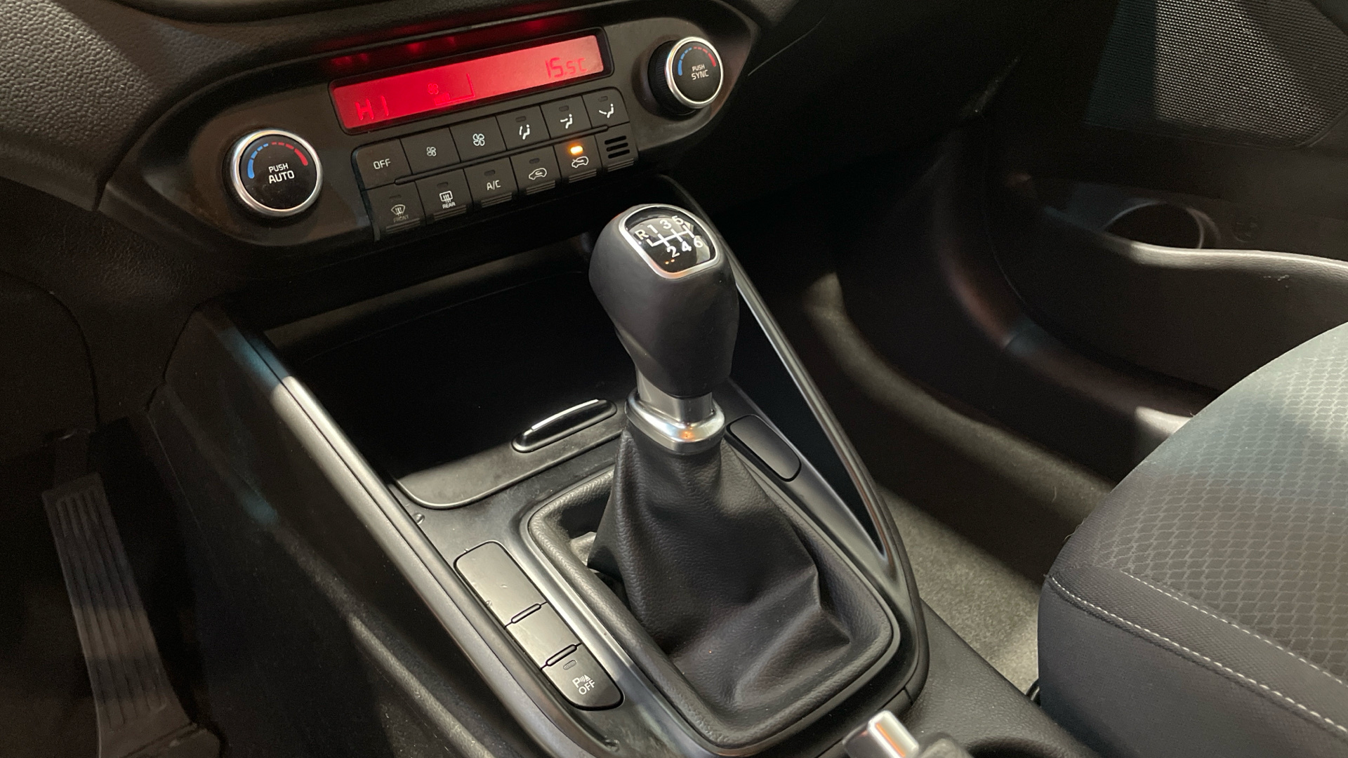 Kia Carens 1.7 CRDi en Barcelona