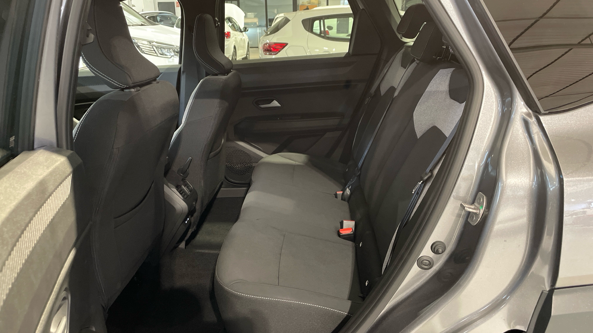 Dacia Bigster Hybrid 155 en Barcelona