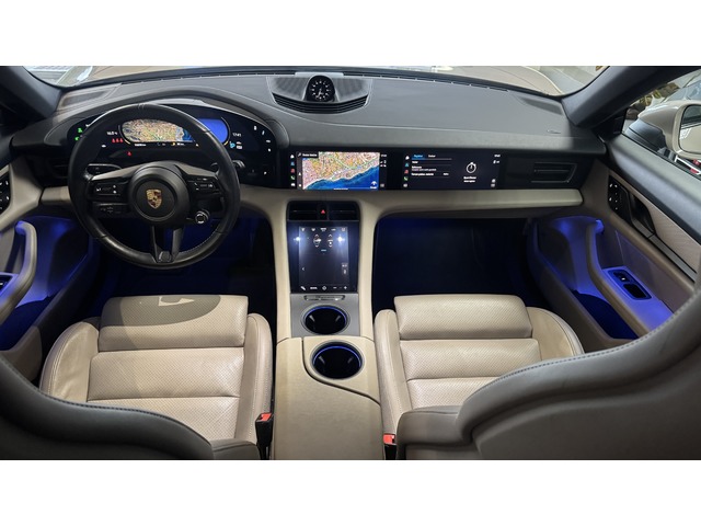 Porsche Taycan 4 Cross Turismo 350 kW (476 CV)