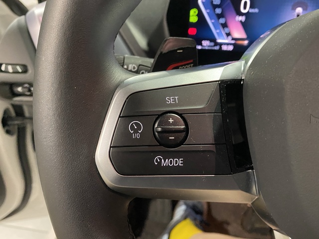 BMW Serie 1 120d color Blanco. Año 2024. 120KW(163CV). Diésel. En concesionario Hispamovil Elche de Alicante