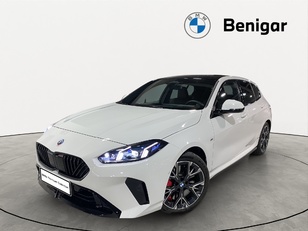 Fotos de BMW Serie 1 120d color Blanco. Año 2024. 120KW(163CV). Diésel. En concesionario Hispamovil Elche de Alicante