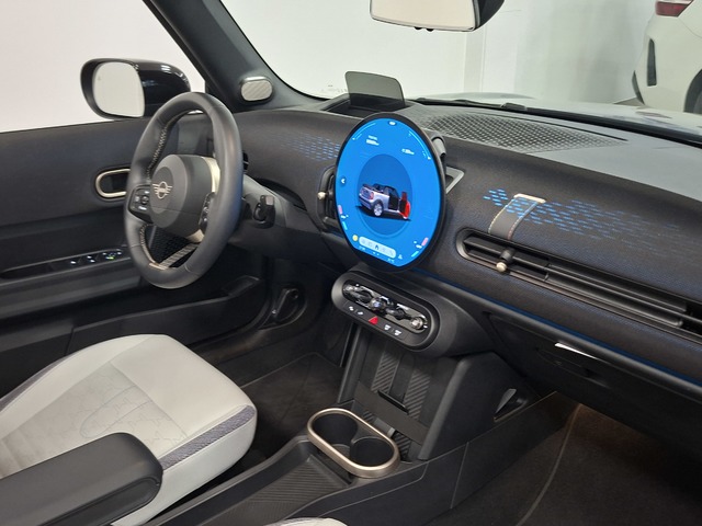 fotoG 26 del MINI MINI Cooper Cabrio C 120 kW (163 CV) 163cv Gasolina del 2025 en Valencia