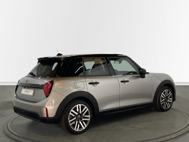 fotoG 3 del MINI MINI Cooper 5 Puertas S 150 kW (204 CV) 204cv Gasolina del 2024 en Illes Balears