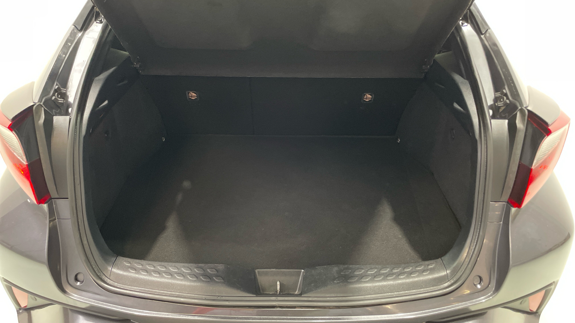 Toyota C-HR 180H en Barcelona