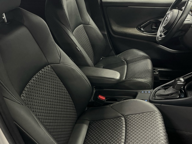 Toyota Yaris 120H Style 85 kW (116 CV)