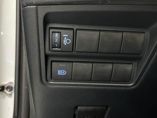 Toyota Yaris 120H Style 85 kW (116 CV)