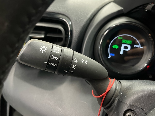 Toyota Yaris 120H Style 85 kW (116 CV)