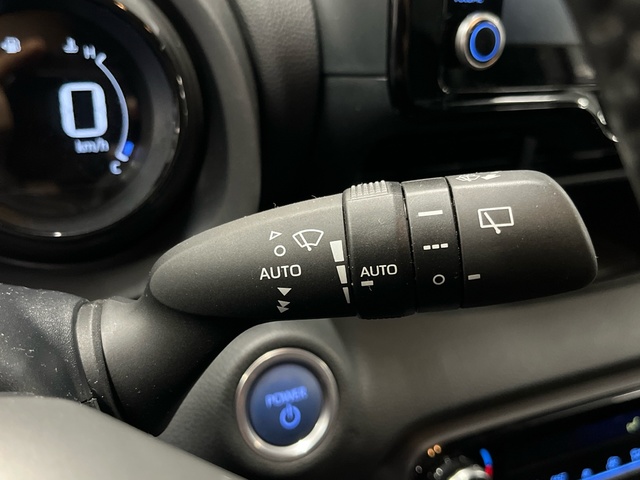 Toyota Yaris 120H Style 85 kW (116 CV)