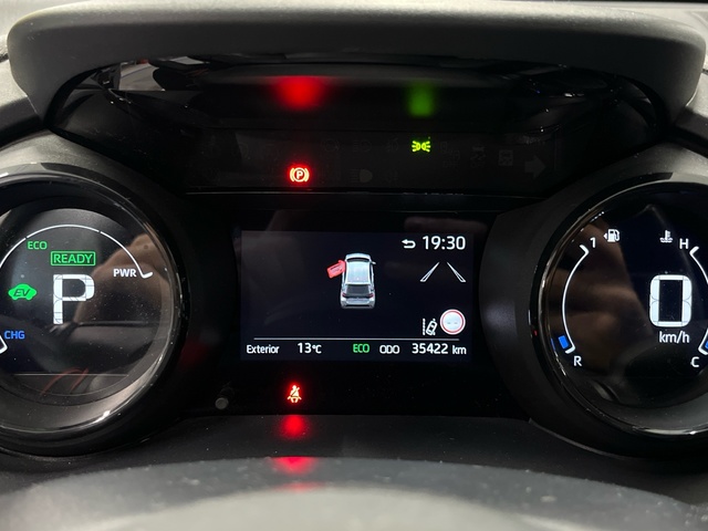 Toyota Yaris 120H Style 85 kW (116 CV)