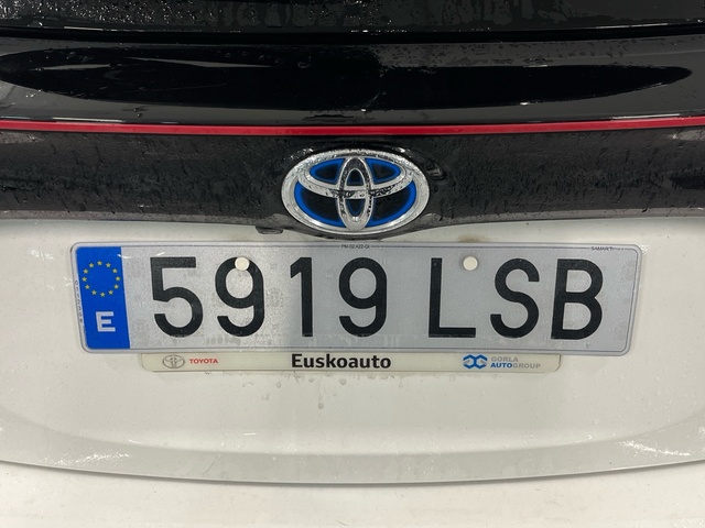 Toyota Yaris 120H Style 85 kW (116 CV)