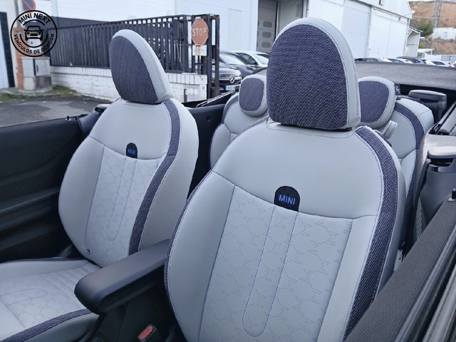 fotoG 30 del MINI MINI Cooper Cabrio C 120 kW (163 CV) 163cv Gasolina del 2025 en Toledo