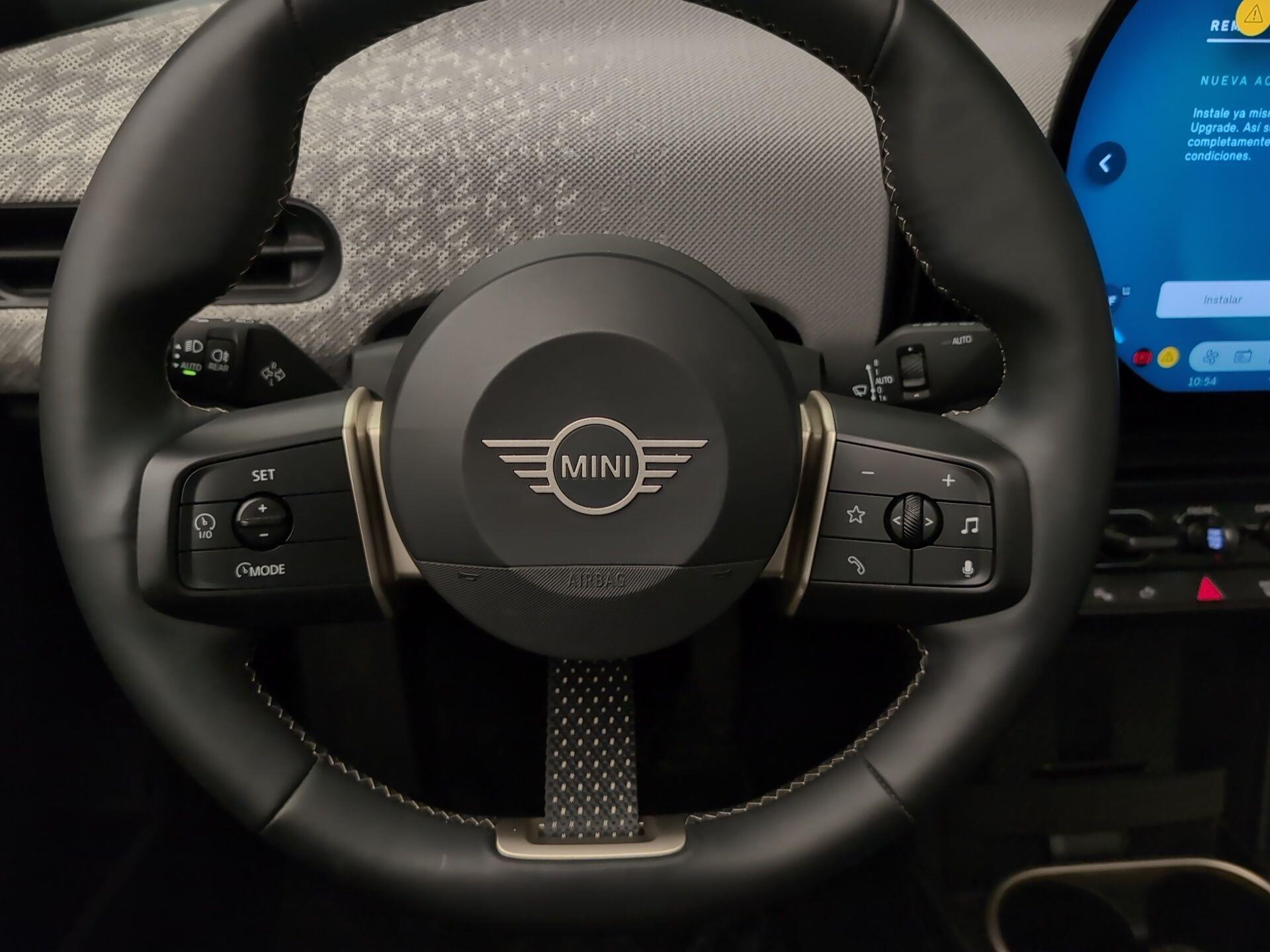 fotoG 13 del MINI MINI Cooper Cabrio S 150 kW (204 CV) 204cv Gasolina del 2025 en Málaga