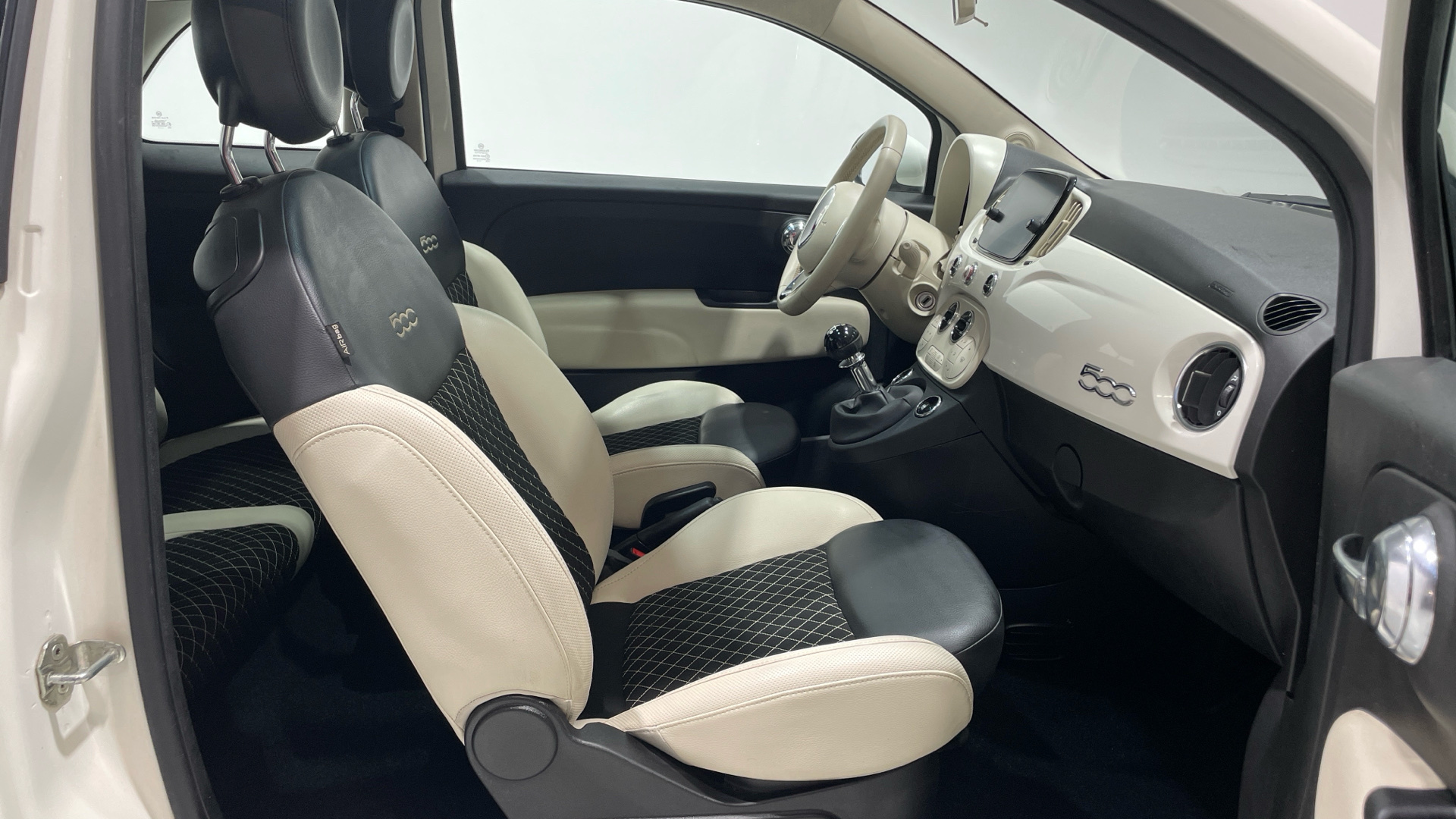 Fiat 500 1.0 Hybrid en Barcelona