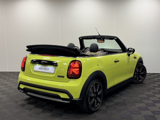 fotoG 3 del MINI MINI Cabrio Cooper 100 kW (136 CV) 136cv Gasolina del 2021 en Castellón