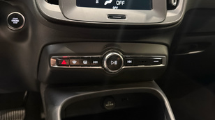 Volvo XC40 T2 Ocasión 95 KW (129CV) - 43