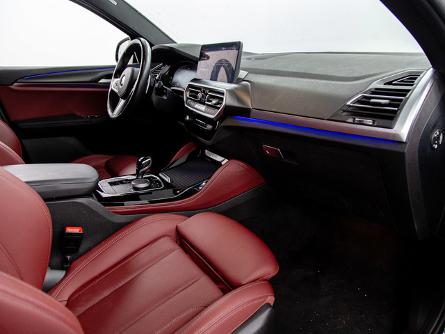 BMW X4 xDrive30d color Negro. Año 2023. 210KW(286CV). Diésel. En concesionario Móvil Begar Alicante de Alicante