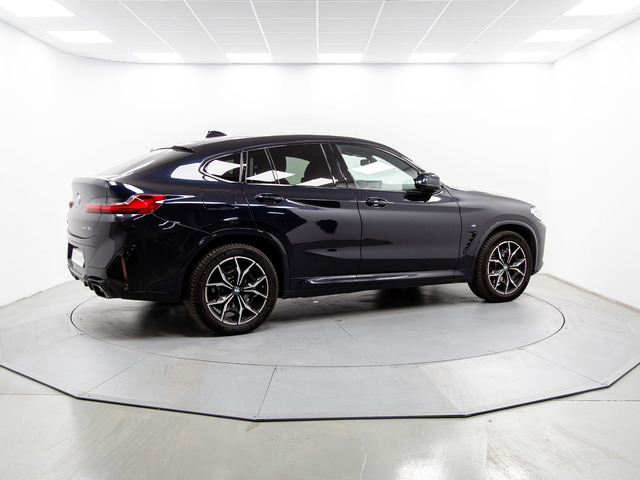 BMW X4 xDrive30d color Negro. Año 2023. 210KW(286CV). Diésel. En concesionario Móvil Begar Alicante de Alicante
