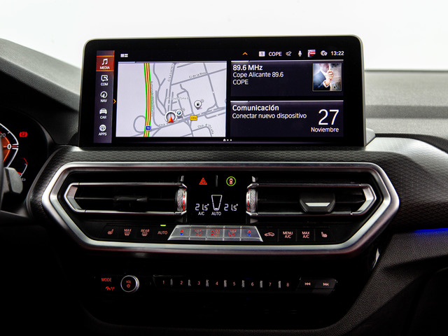 BMW X4 xDrive30d color Negro. Año 2023. 210KW(286CV). Diésel. En concesionario Móvil Begar Alicante de Alicante