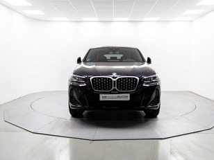 Fotos de BMW X4 xDrive30d color Negro. Año 2023. 210KW(286CV). Diésel. En concesionario Móvil Begar Alicante de Alicante