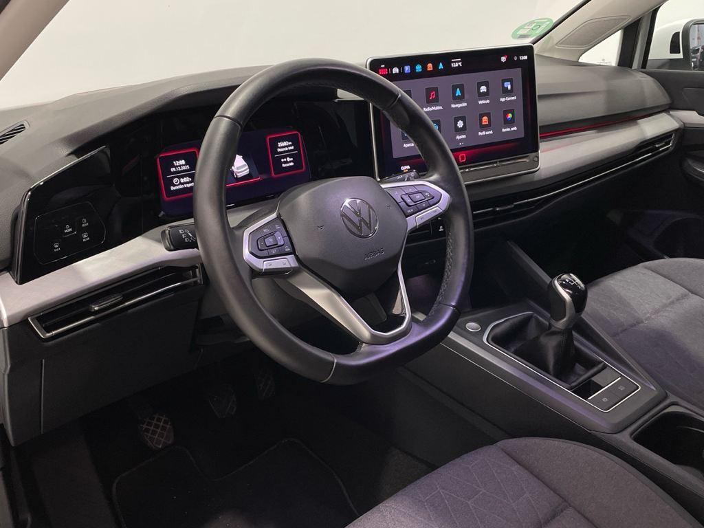 Volkswagen Golf 1.5 TSI en Barcelona