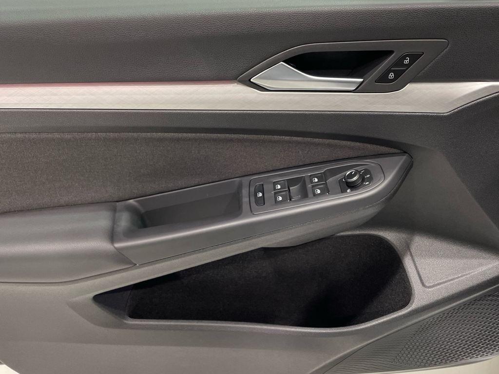 Volkswagen Golf 1.5 TSI en Barcelona