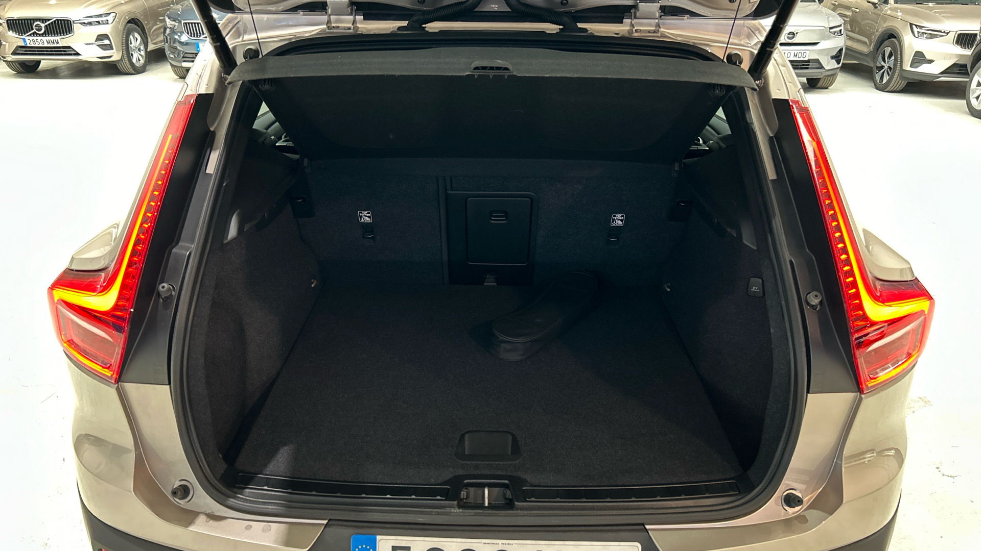 Volvo XC40 segunda mano 91618660 - 11