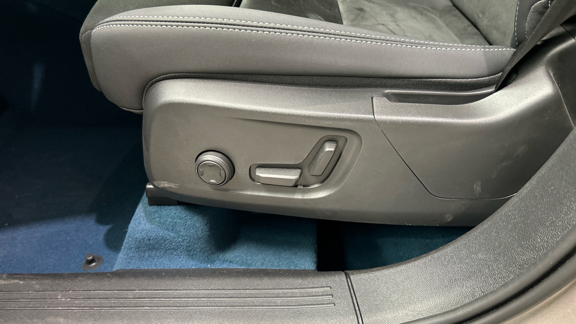 Volvo XC40 segunda mano 91618660 - 46