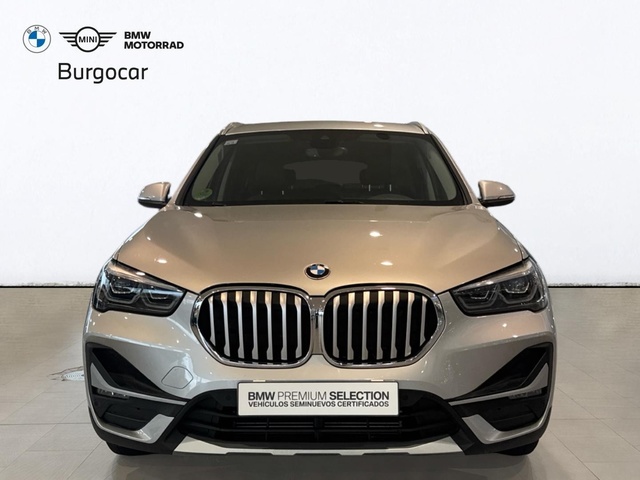 BMW X1 sDrive18d color Gris Plata. Año 2020. 110KW(150CV). Diésel. En concesionario Motor Gorbea de Álava