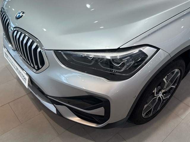 BMW X1 sDrive18d color Gris Plata. Año 2020. 110KW(150CV). Diésel. En concesionario Motor Gorbea de Álava