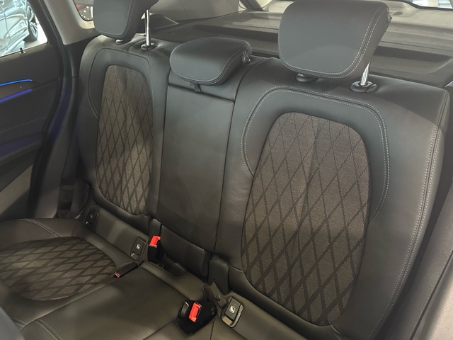 BMW X1 sDrive18d color Gris Plata. Año 2020. 110KW(150CV). Diésel. En concesionario Motor Gorbea de Álava