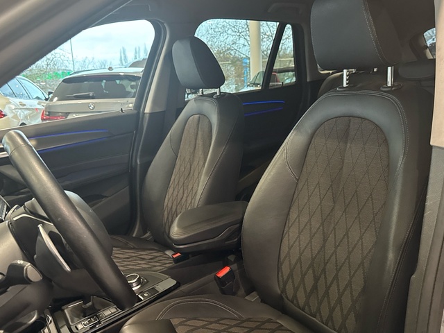 BMW X1 sDrive18d color Gris Plata. Año 2020. 110KW(150CV). Diésel. En concesionario Motor Gorbea de Álava