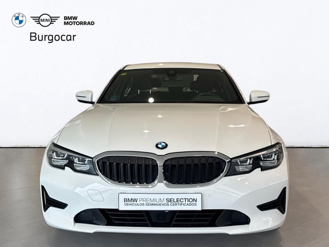 BMW Serie 3 318d color Blanco. Año 2020. 110KW(150CV). Diésel. En concesionario Motor Gorbea de Álava