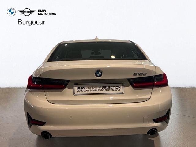 BMW Serie 3 318d color Blanco. Año 2020. 110KW(150CV). Diésel. En concesionario Motor Gorbea de Álava