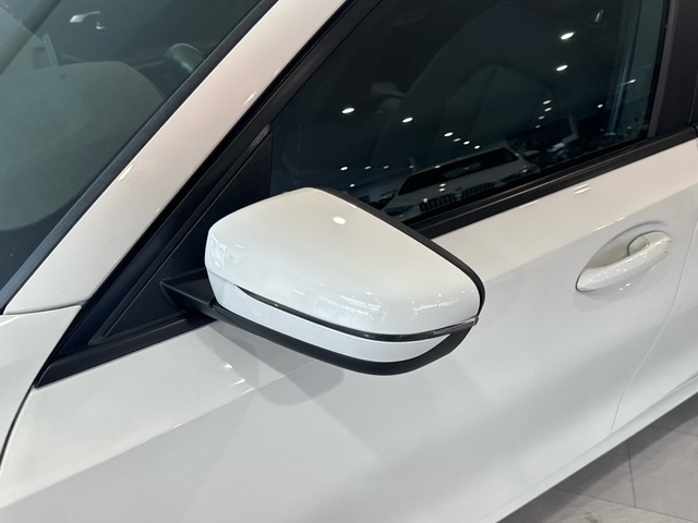 BMW Serie 3 318d color Blanco. Año 2020. 110KW(150CV). Diésel. En concesionario Motor Gorbea de Álava