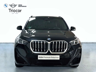 Fotos de BMW X1 sDrive18d color Negro. Año 2025. 110KW(150CV). Diésel. En concesionario Triocar Gijón (Bmw y Mini) de Asturias