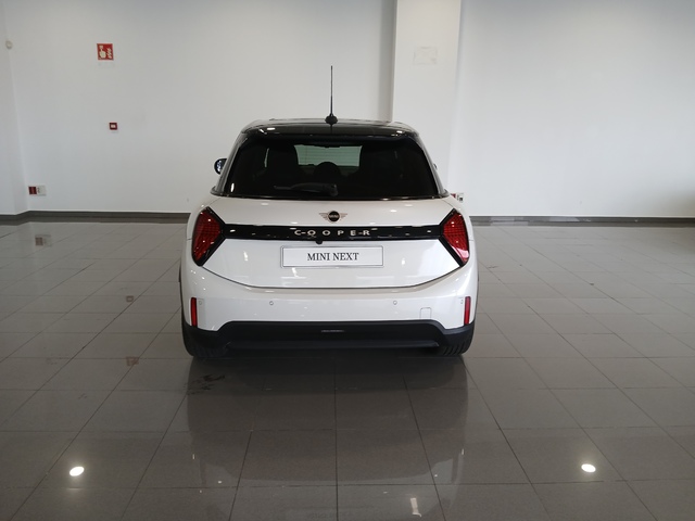 fotoG 10 del MINI MINI Cooper 5 Puertas C 115 kW (156 CV) 156cv Gasolina del 2025 en Cáceres