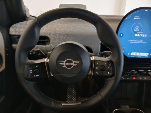 fotoG 18 del MINI MINI Cooper 5 Puertas C 115 kW (156 CV) 156cv Gasolina del 2025 en Cáceres