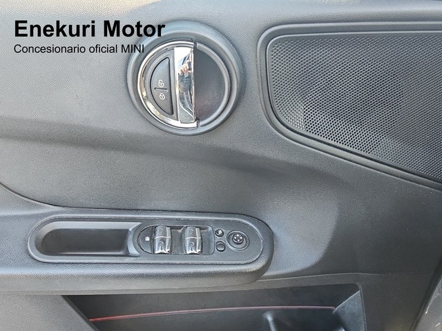 fotoG 12 del MINI MINI Countryman Cooper 100 kW (136 CV) 136cv Gasolina del 2021 en Vizcaya