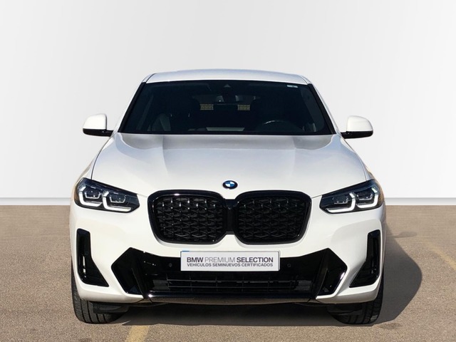 BMW X4 xDrive20d color Blanco. Año 2023. 140KW(190CV). Diésel. En concesionario Proa Premium Palma de Illes Balears
