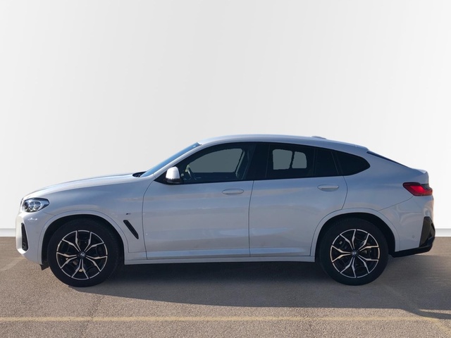 BMW X4 xDrive20d color Blanco. Año 2023. 140KW(190CV). Diésel. En concesionario Proa Premium Palma de Illes Balears