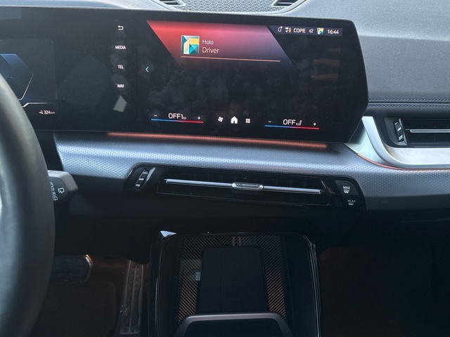 BMW iX1 eDrive20 color Blanco. Año 2025. 150KW(204CV). Eléctrico. En concesionario Pruna Motor, S.L de Barcelona