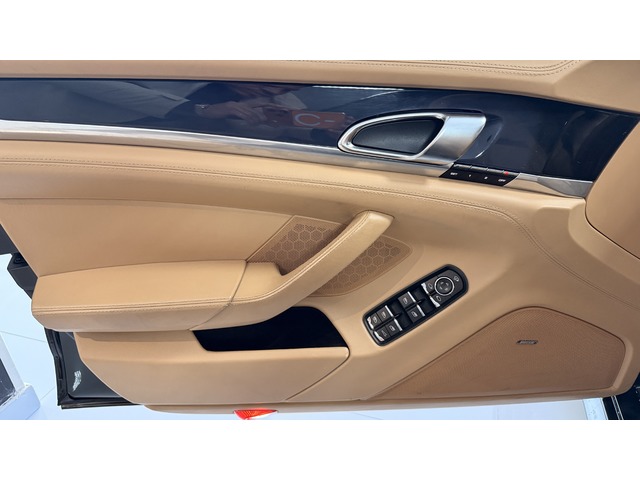 Porsche Panamera 4.8 S 294 kW (400 CV)