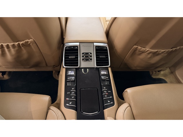 Porsche Panamera 4.8 S 294 kW (400 CV)