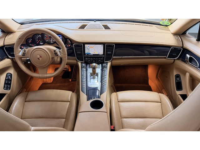 Porsche Panamera 4.8 S 294 kW (400 CV)