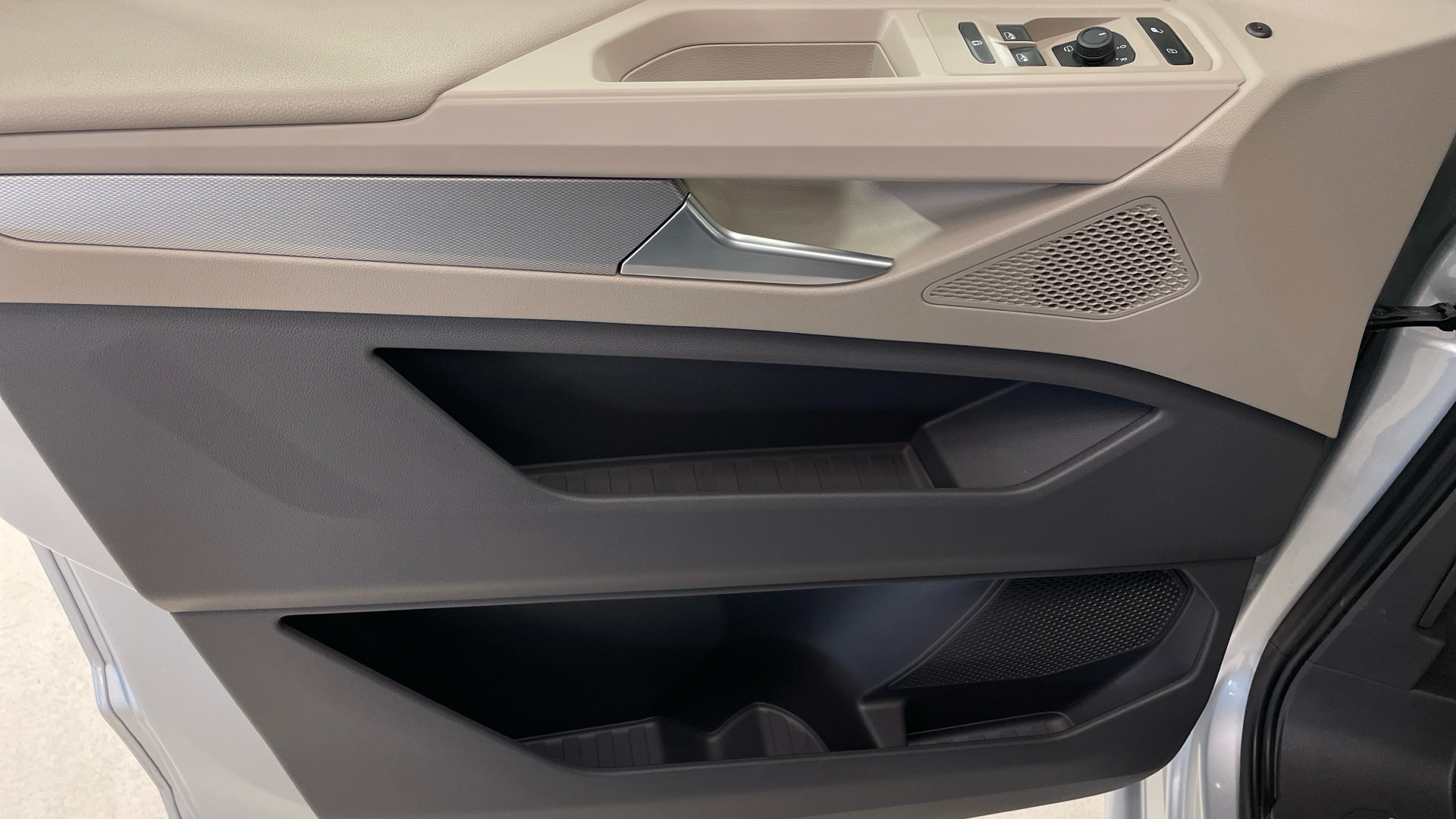 Volkswagen Multivan 2.0 TDI en Barcelona